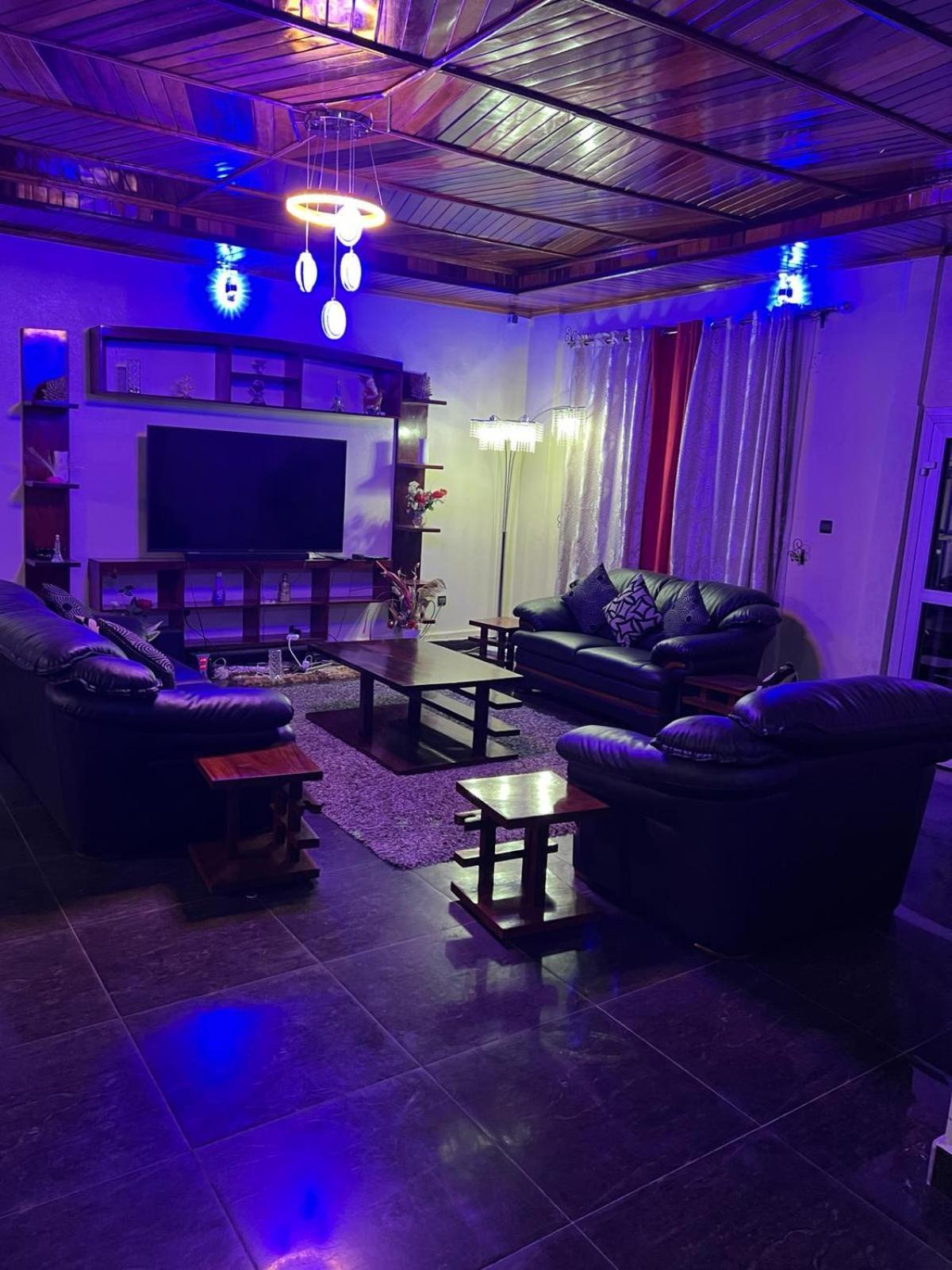 Appartement Apex Guest Facility à Buea Extérieur photo